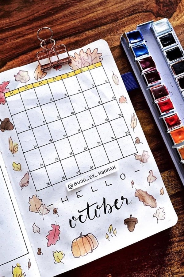 simple monthly layout for october