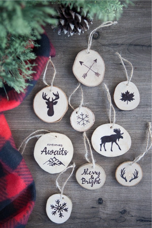 homemade christmas ornaments from wood slices