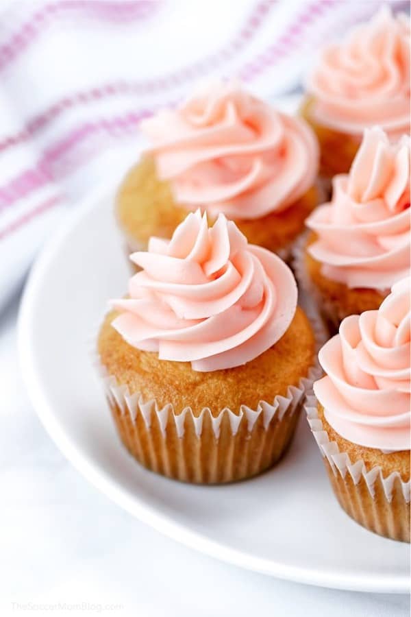 pink vanilla cupcakes for valentines day