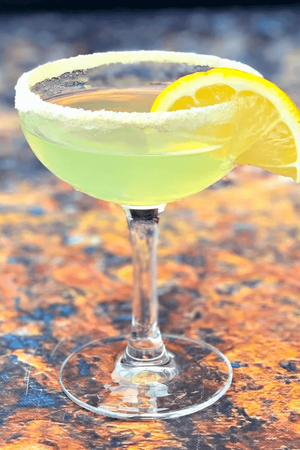 Low Sugar Lemon Drop Vodka Martini