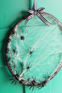 25+ Spooktacular DIY Halloween Decorations for Your Home