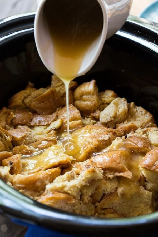 CROCKPOT TRES LECHES BREAD PUDDING