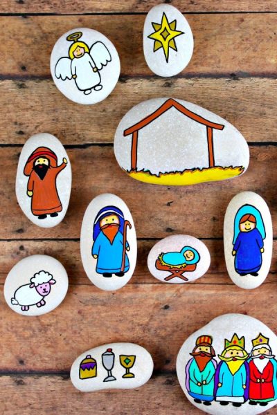 18+ DIY Nativity Scene Crafts For A Magical Christmas