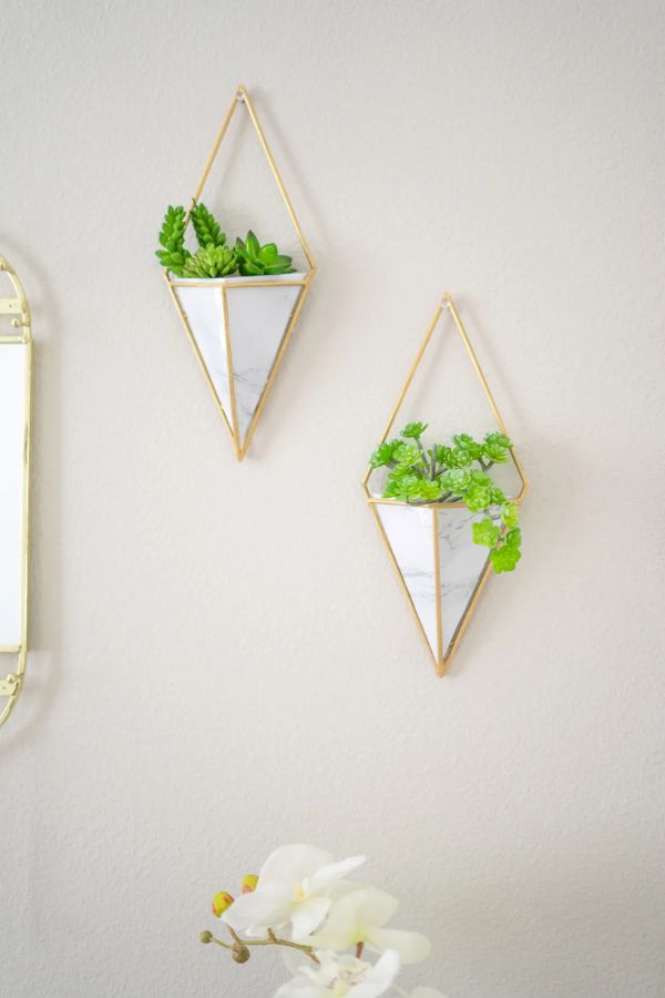 GEOMETRIC WALL PLANTER ART