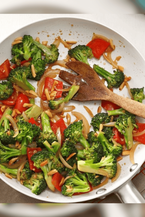 Broccoli and Almond Stir-fry