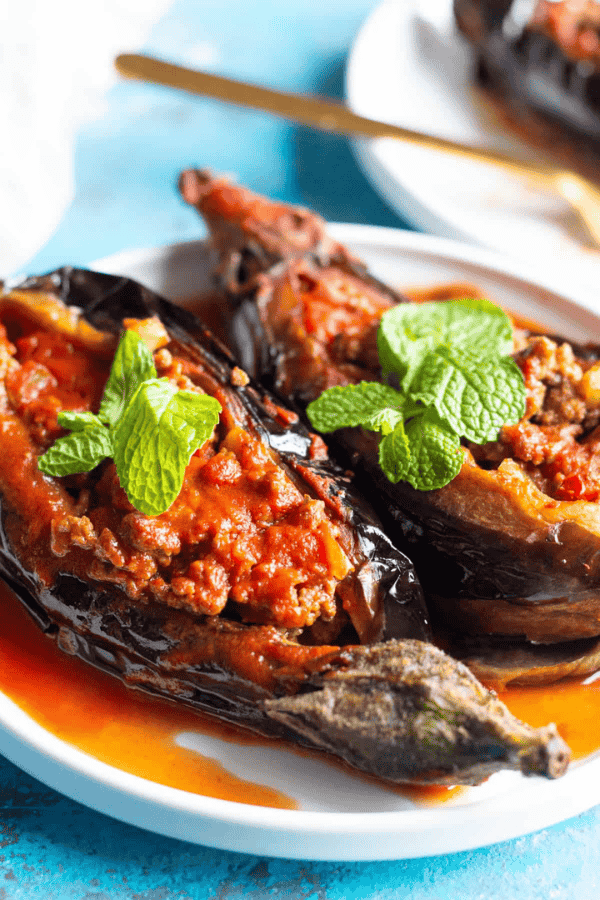 Stuffed Eggplant (Karniyarik)