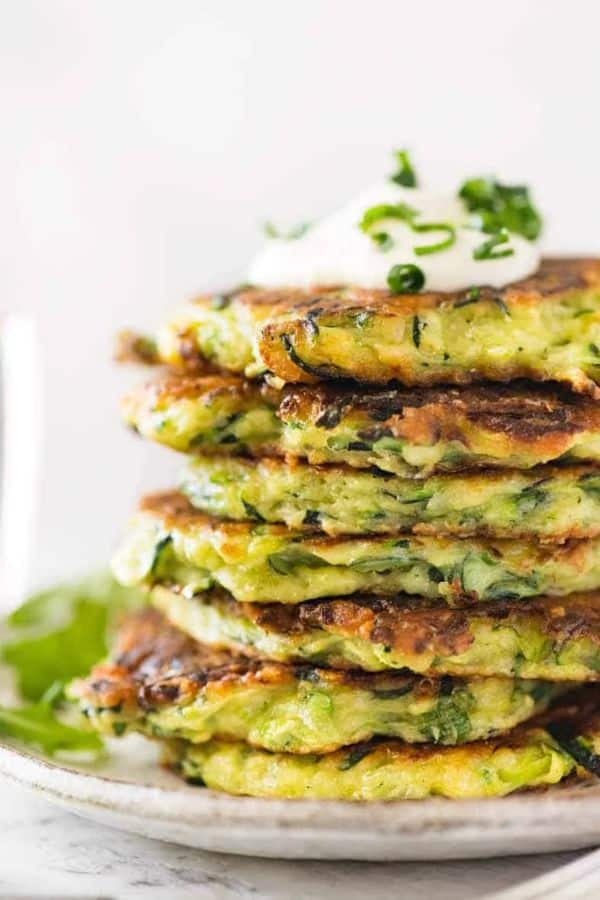 CRISPY ZUCCHINI FRITTERS