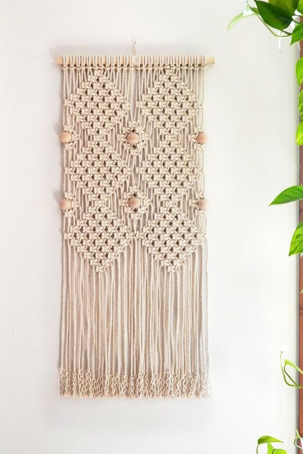 DIAMOND PATTERN MACRAME WALL HANGING