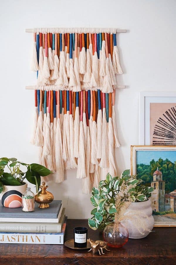 TASSEL MACRAME WALL HANGING