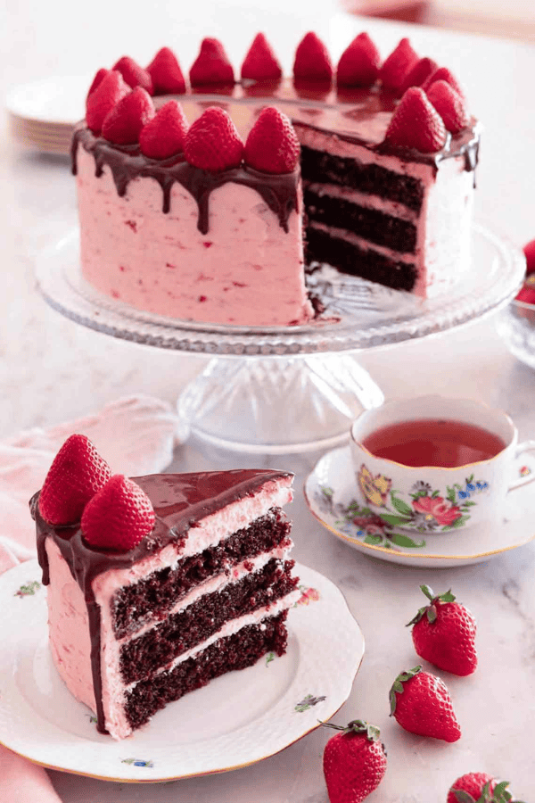 Chocolate Strawberry Cake